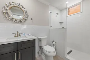 Newly remodeled Parrot Nest Toucan Cottage!  Walk to beach, shops, restaurants! - Image 2