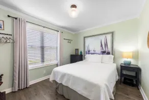 NEU - gerade renoviert mit neuem übergroßen privaten Pool in der Innenstadt von New Buffalo! - Image 5