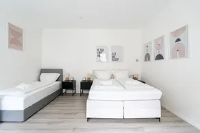 Central in Leoben | 60m² | University & train station nearby | For 6 people | Self check-in 7/24 - Image 4