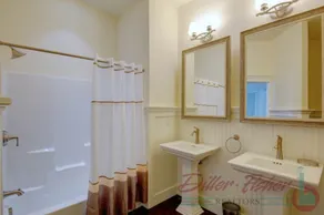 The Penthouse at Shelter Haven - Amazing Water Views - Image 5