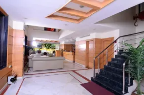 Grand Plaza - Image 4