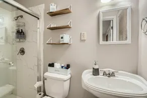Private 3BR Atlanta Retreat, Near Emory & CHOA, Pet-Friendly, Full Kitchen - Image 5