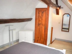 Charming Rustic Cottage with Private Terrace and Pet Allowed - Image 5