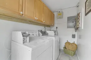 Stunning 2 Bedroom / 2 Bath! - Image 2