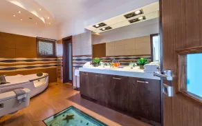 Villa Interior Moderna de 3 Quartos de 215 m² com Piscina Privativa (Aquecida) - Image 2