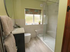 Ascot Cottage - Image 2