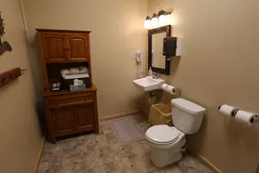 Jan's RV Park and Lodge near Devil's Lake - Image 2