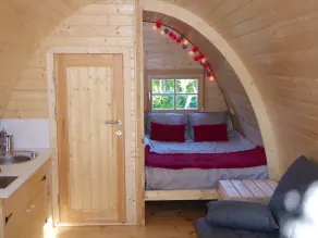 Komfortable MEGAPOD Waldhütte - Image 4
