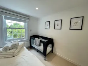 A New Forest Gem with Garden - Lyndhurst - Image 4