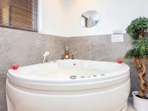 Fantastic Holiday Home with Bay View near Knebel - Image 5