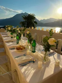 Magnificent Villa with gardens and terrace overlooking the lake. Barbecue - Image 4