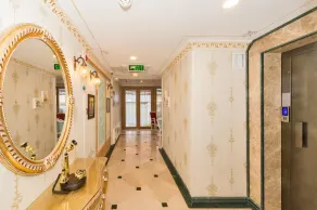Hotel 1453 - Image 5