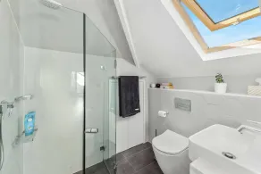North Bondi - Beachside Designer Apartment - Image 3