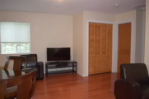 Park like setting, brand new built, 1 bedroom ADU - Image 2
