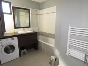 Bel appartement 2 pièces à Sète - Parking - 52m² - FR-1-472-169 - Image 2