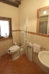 Panoramica villa con piscina privata e vasca idromassaggio, a 8 km da Arezzo. Un buon punto di parte - Image 4