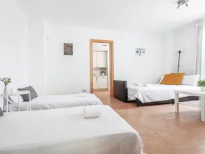 High quality apartment 1 bedroom, 1 bathroom La Algaba - Image 4