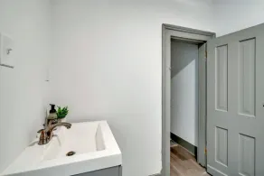 No Cleaning Fee! Amazing walkable location! Pets Ok - Image 3