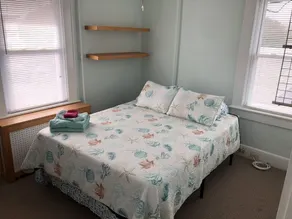 Bay View Bungalow by the Pier home - Image 3
