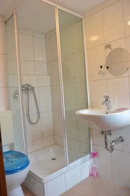 Til Bayreuth kun 9 km !! Stille Wfl. 220 m2, have, gratis parkering, wifi gratis - Image 3