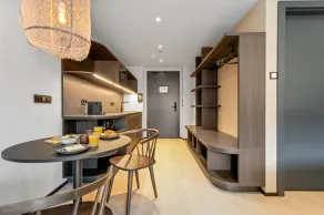 Strand Hotel Apartments - Image 2