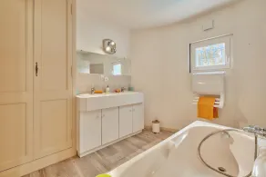 Mas Blanc Monfaucon - Grande maison avec piscine - Image 5