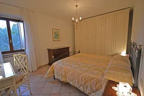 Ancient medieval tower, ideal for couples or families - Image 5