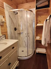 Cozy Cabin off the Arkansas River w/ Hot Tub! - Image 2