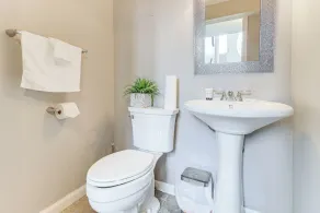 Remote-Work Ready: Family Home Near Pittsburgh - Image 4