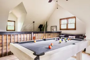 Private modern rustic cabin close to everything. - Image 2
