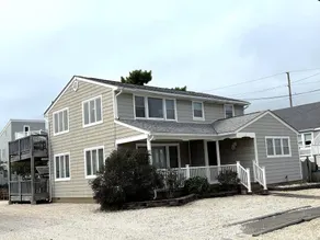 Nice ocean side second floor duplex in Brant Beach, located close to the beach. - Image 1