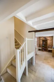Secluded,  warm & cosy cottage - rural but  10 mins easy walk of shop/pubs. - Image 2