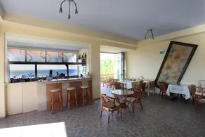 Danaos Beach Apartments - Image 5