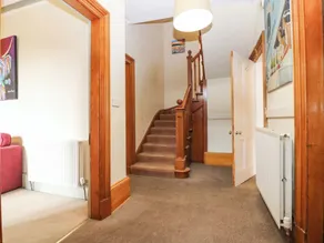 TAYVIEW, pet friendly, luxury holiday cottage, with hot tub in Killin - Image 2