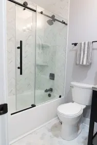 Clean and comfortable 3BR home in the South Side neighborhood - Image 5
