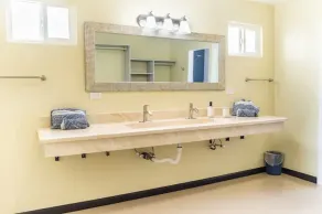 Beach House at Emerald Homes - Image 3