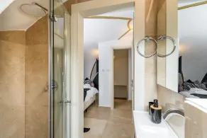 Nina Luxury Apartment - Image 3