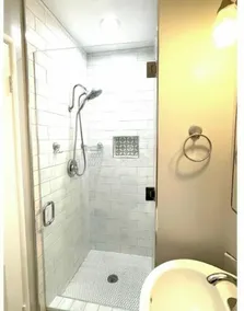 Relaxing 3 Bedroom, 2 Bathrooms. Large backyard, pool, jacuzzi + 2 patios, grill - Image 2
