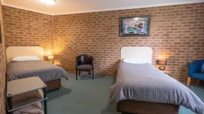 Eildon Parkview Motor Inn Room 3 - Image 2