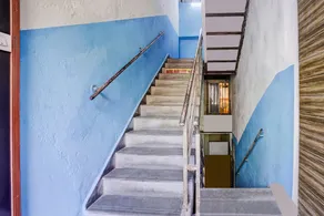 Fabhotel Blue Light - Image 3