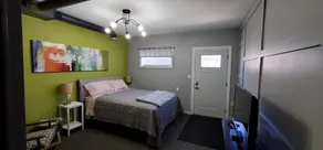 Building 108  Cozy Studio Apartment in Great Location. - Image 4