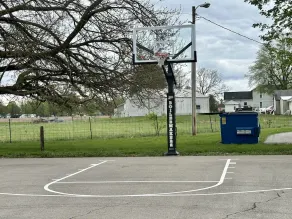 Sidelines @ Grand Park Game Room, Outdoor Basketball Court Sleeps 13+ - Image 3