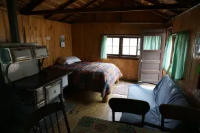 Cabin 3 at Sportsman’s Lodge, Rustic Cabin 3 at Sportsman's Lodge - Image 5
