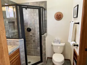 Beautiful Private Room Long term stay - Image 2