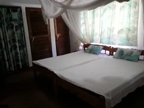 Experience a unique and sustainable vacation in Africa. Be environmently aware book our Eco-Friendly Villa - Image 5