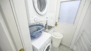 Apartment 5 - The Meridian - Image 2