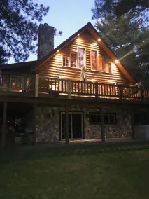 Pioneer Lodge Log Cabin - Image 3