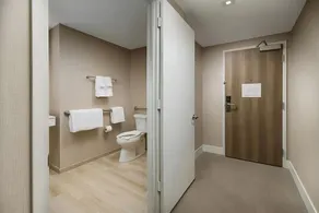 Grand Deluxe Two Bedroom Suite with Balcony Water Views, Corner - Image 3