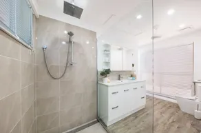 Luxury surrounded by abundant natural beauty, amazing ocean views. - Image 2
