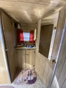 Cozy Vintage Trailer Wine Country Retreat - Image 2